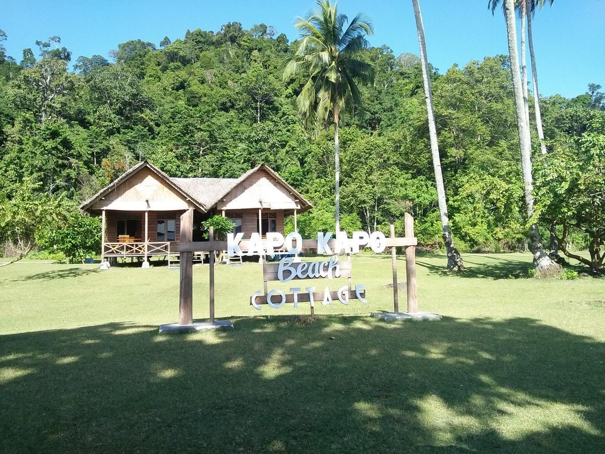Kapo Kapo Beach Villa Tarusan Exterior photo